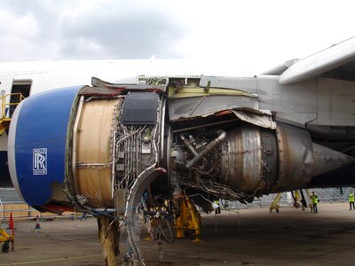 Damaged plane airplane