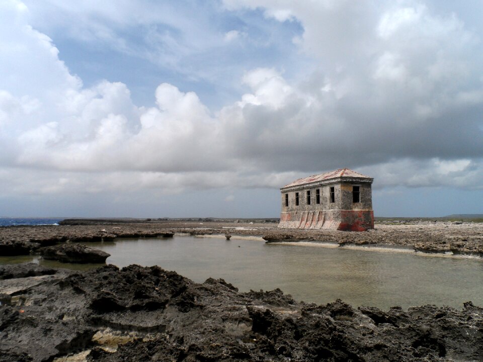 Coast abandoned house boca cave bonaire