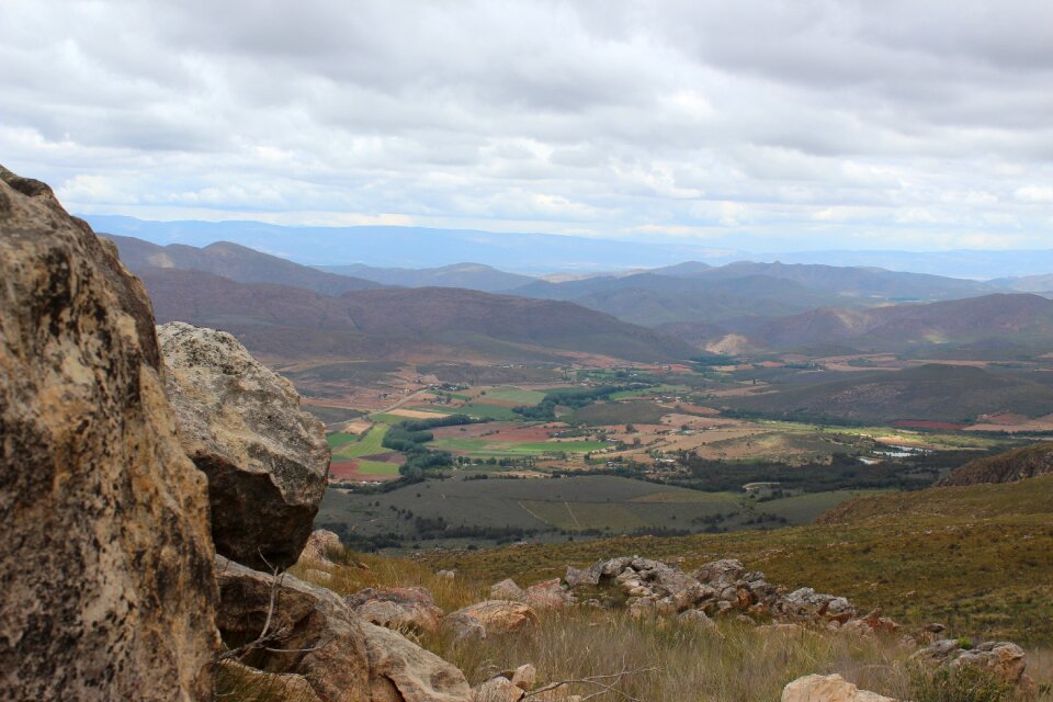 Black mountain pass view mountains