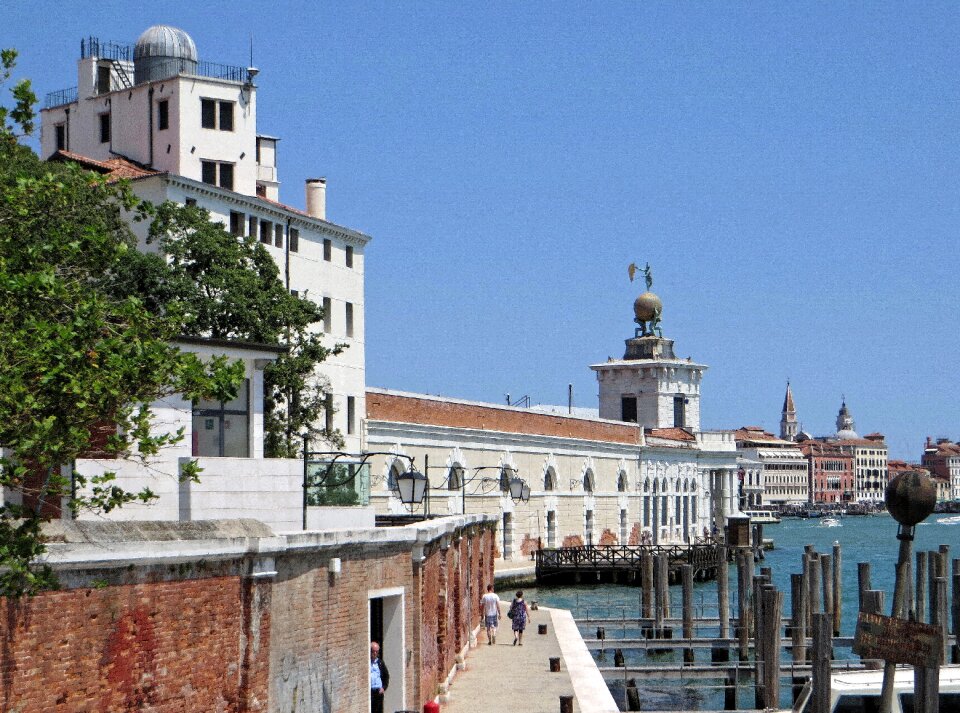 Dogana wharf dorsoduro