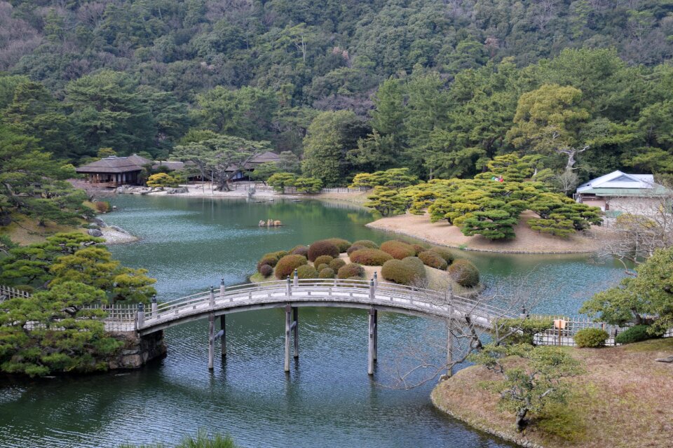 Takamatsu lake bridge
