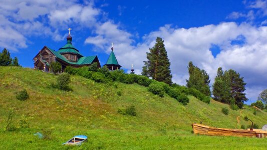 Trinity church mountain