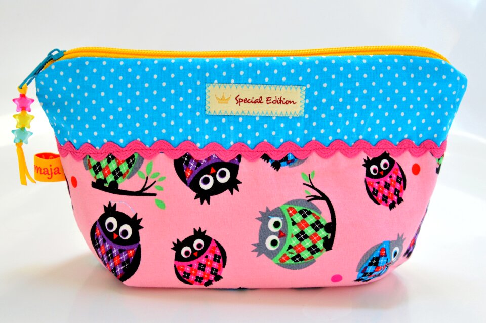Playful owls special