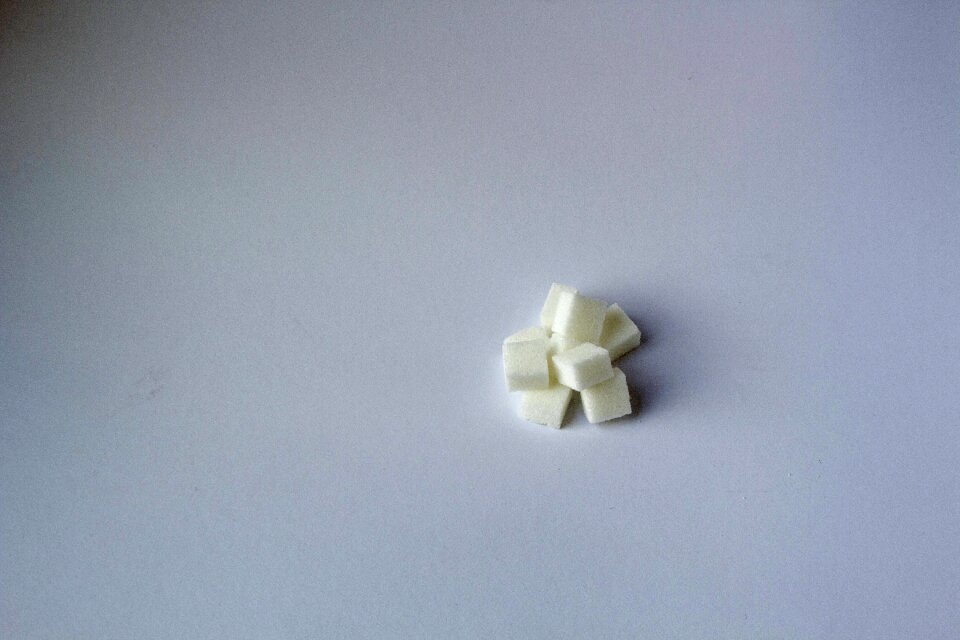 Sweet sugar lumps white sugar