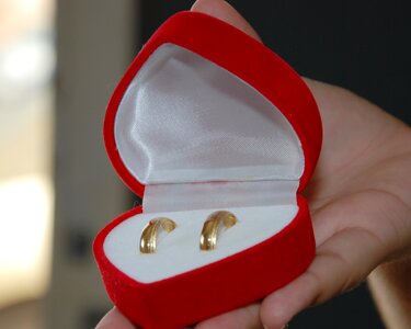 Alliances marriage heart