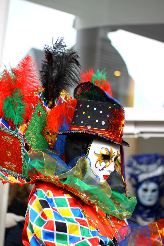 Disguise costume mask