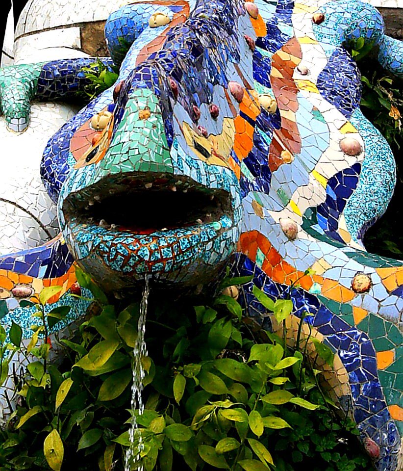 Architecture fun sculpture
