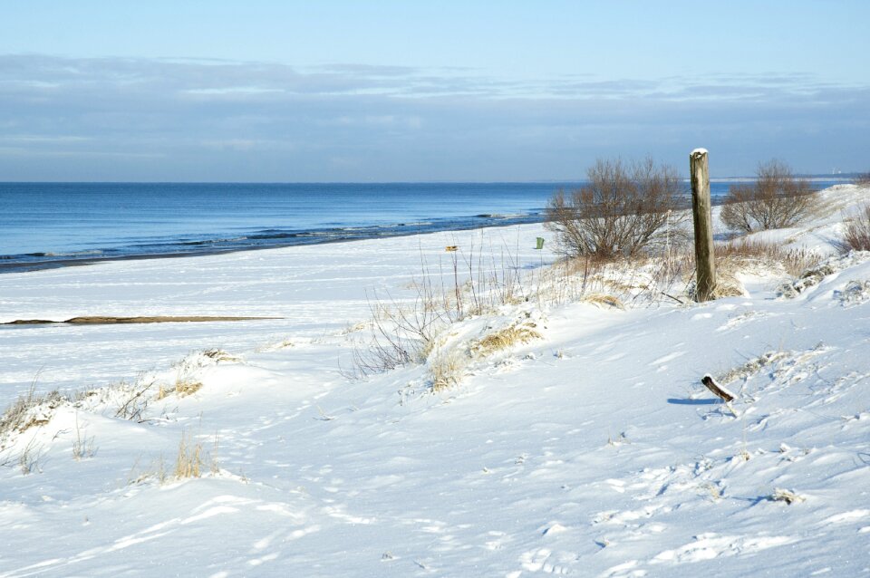 Winter sunny travel