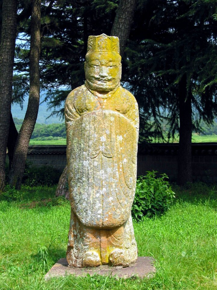 Stone statue korea racing