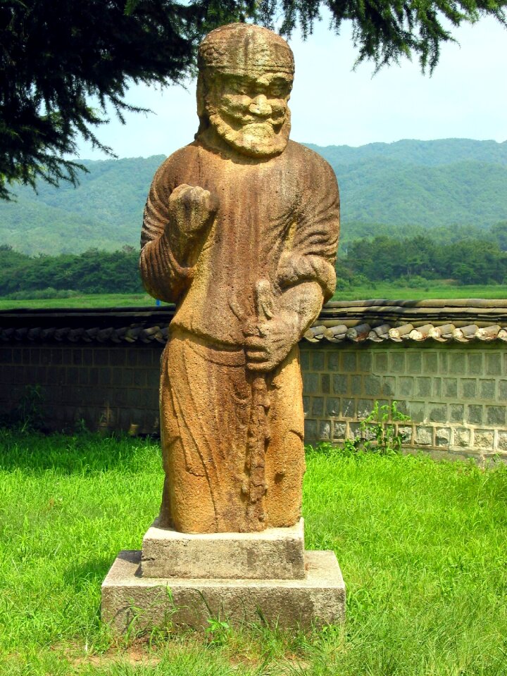 Stone statue korea racing