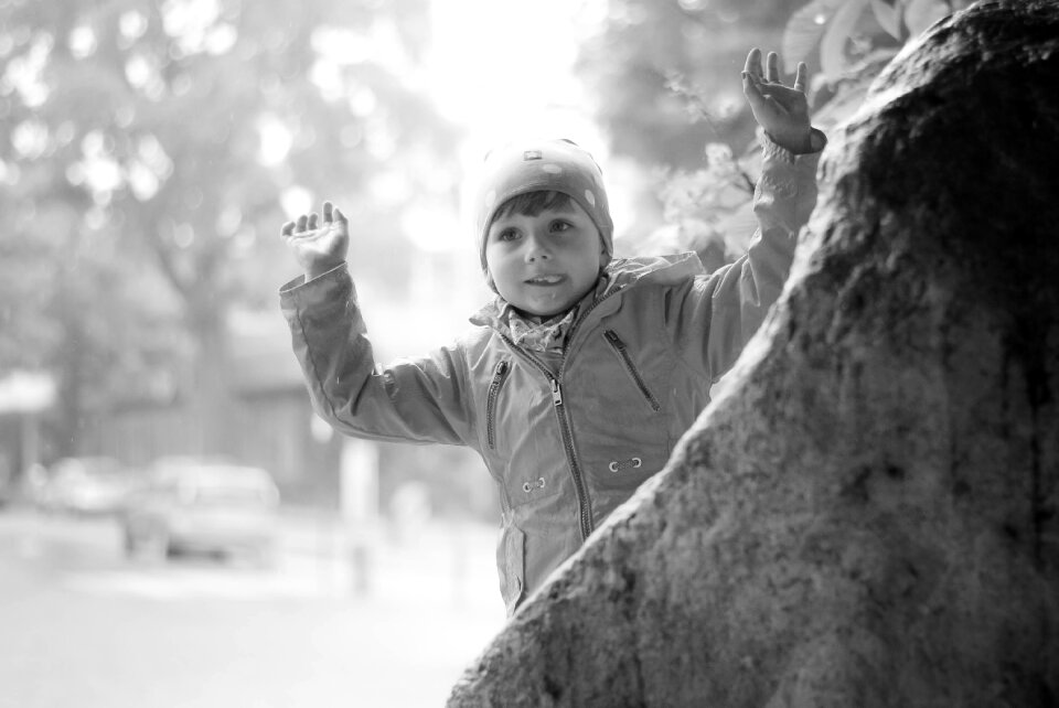 Plays stone black and white