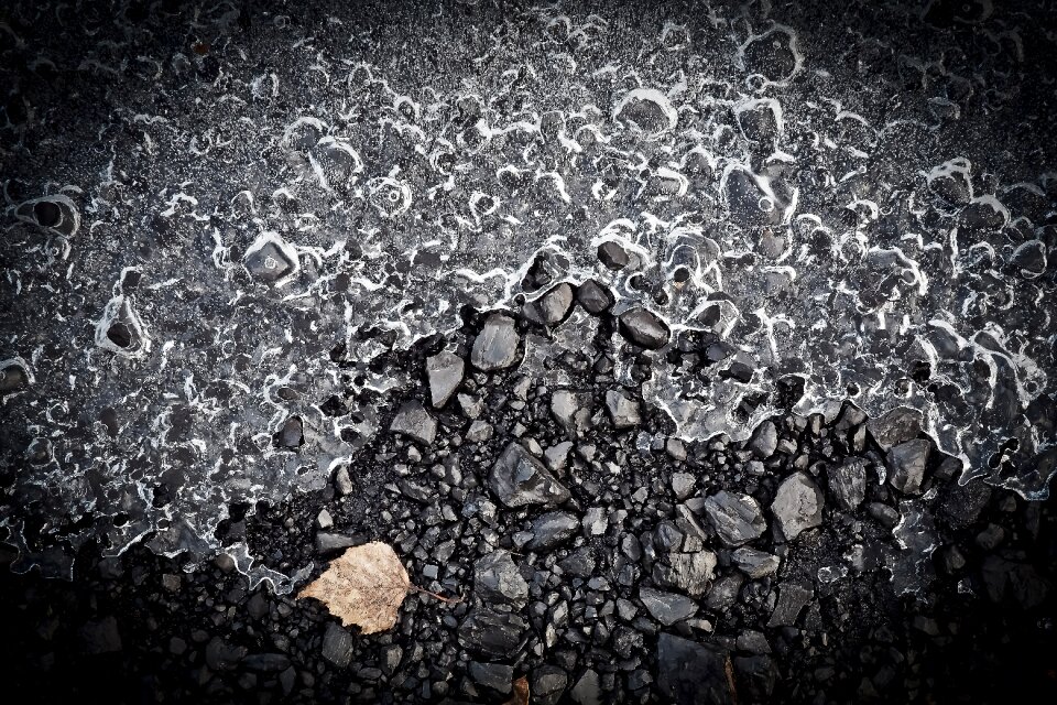 Cold frost structure