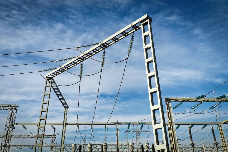 High voltage power line energy