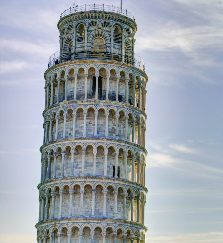 Tuscany monument pendant