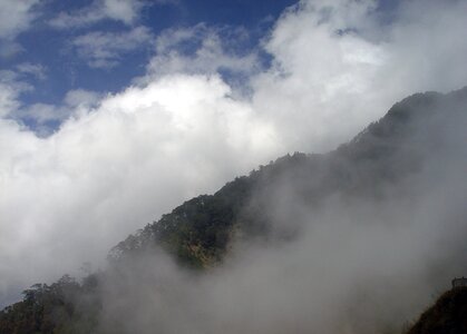 Mist clouds southern cross