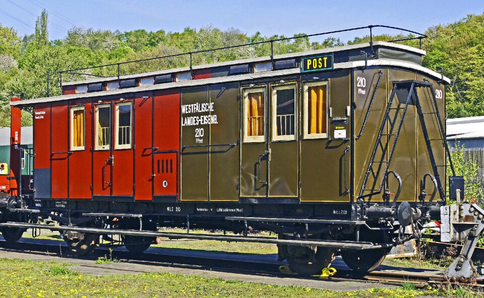 Country track restored museum