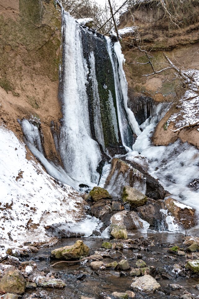 Icicle gorge wintry