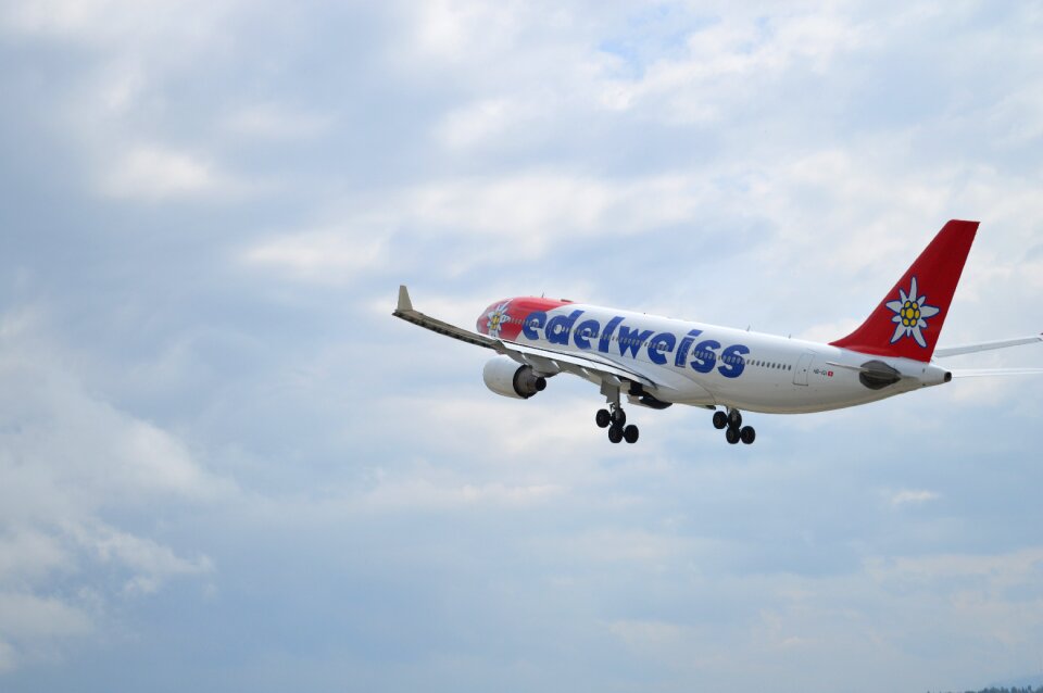 Edelweiss sky barcelona