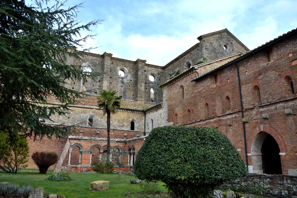 San galgano church