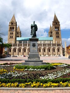 Church statue cathedral