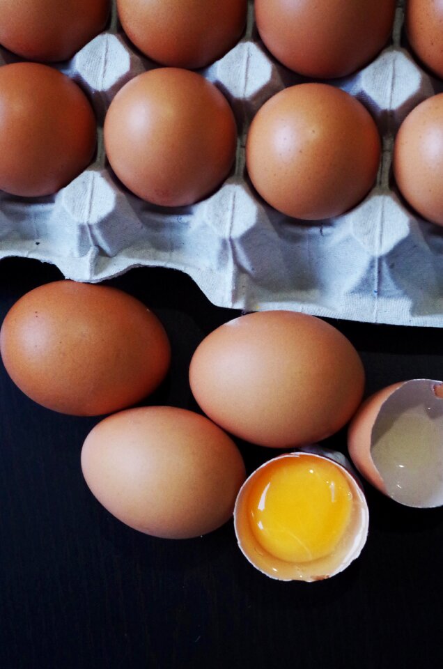 Yolk egg white broken