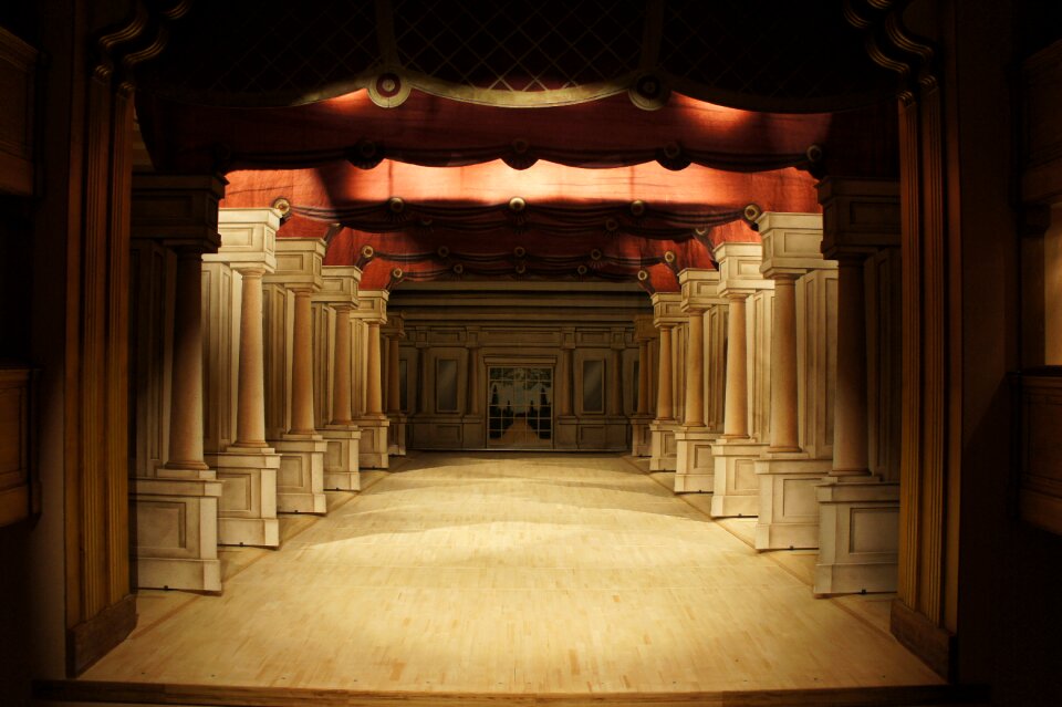 Theater paint decor