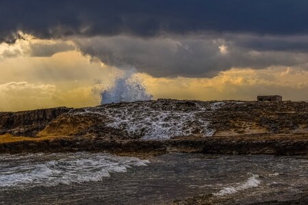 Sea rock water