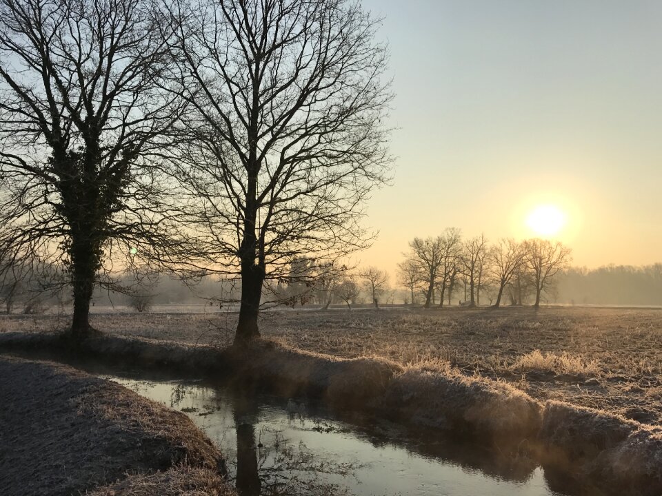 Landscape sun stream