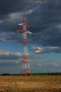 Energy line red white