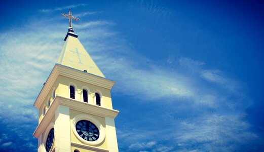 Church cruz peace