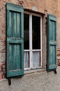 Shutter architecture still life photo