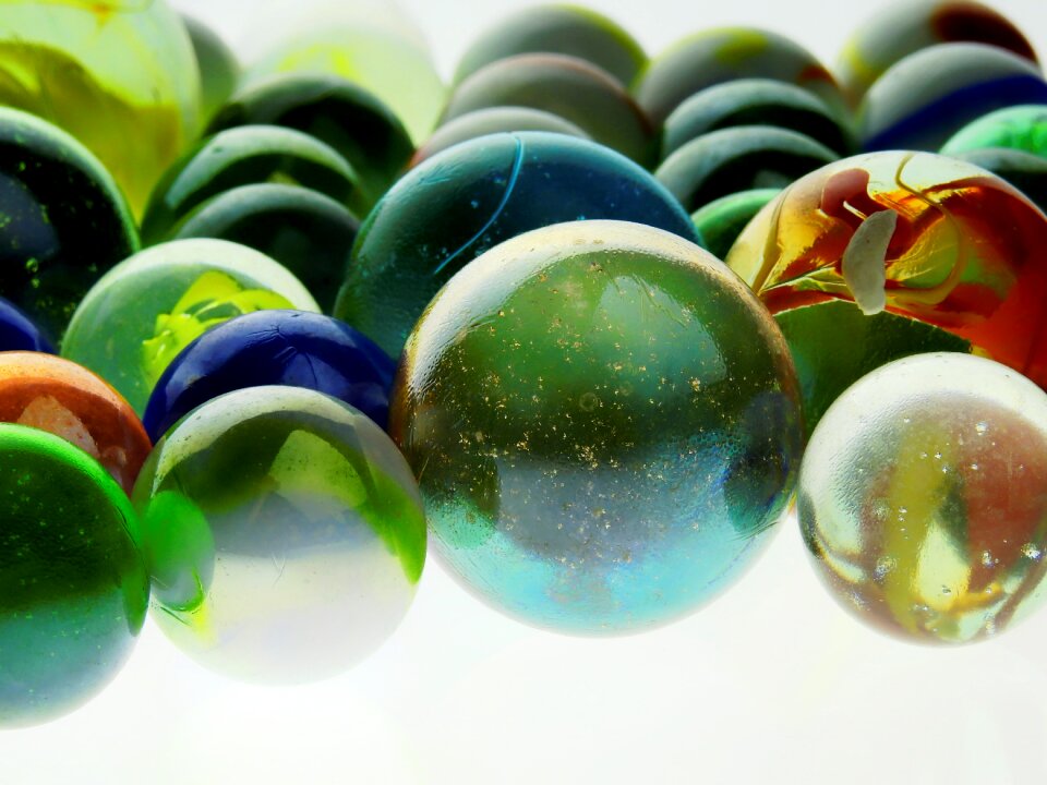 Round toys glass marbles