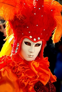 Costume red color