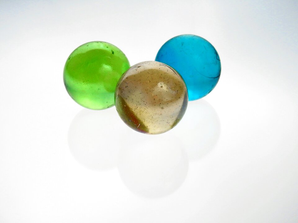 Round toys glass marbles
