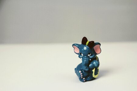 Elephant photographer figure