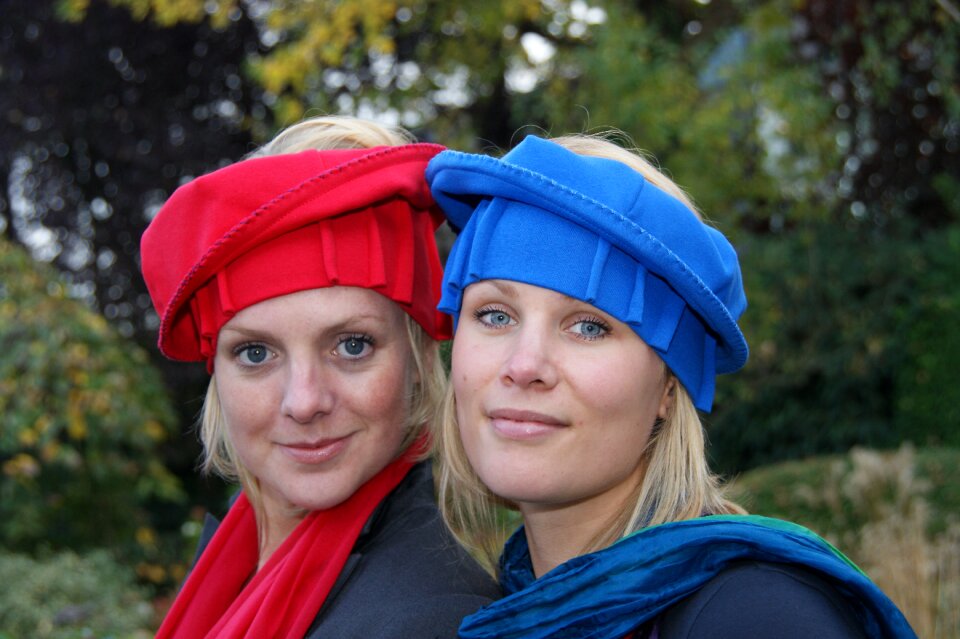 Clothing accessory its decoration