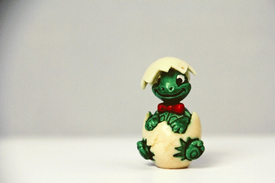 überraschungseifigur egg baby