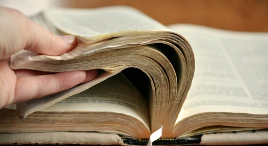 Gilt edge read pages