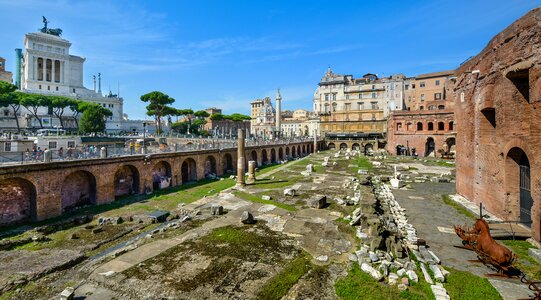 Italy architecture ancient