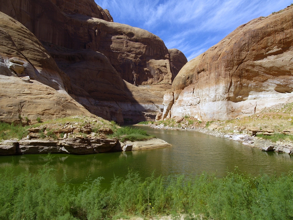 Rainbow bridge lake powell arizona