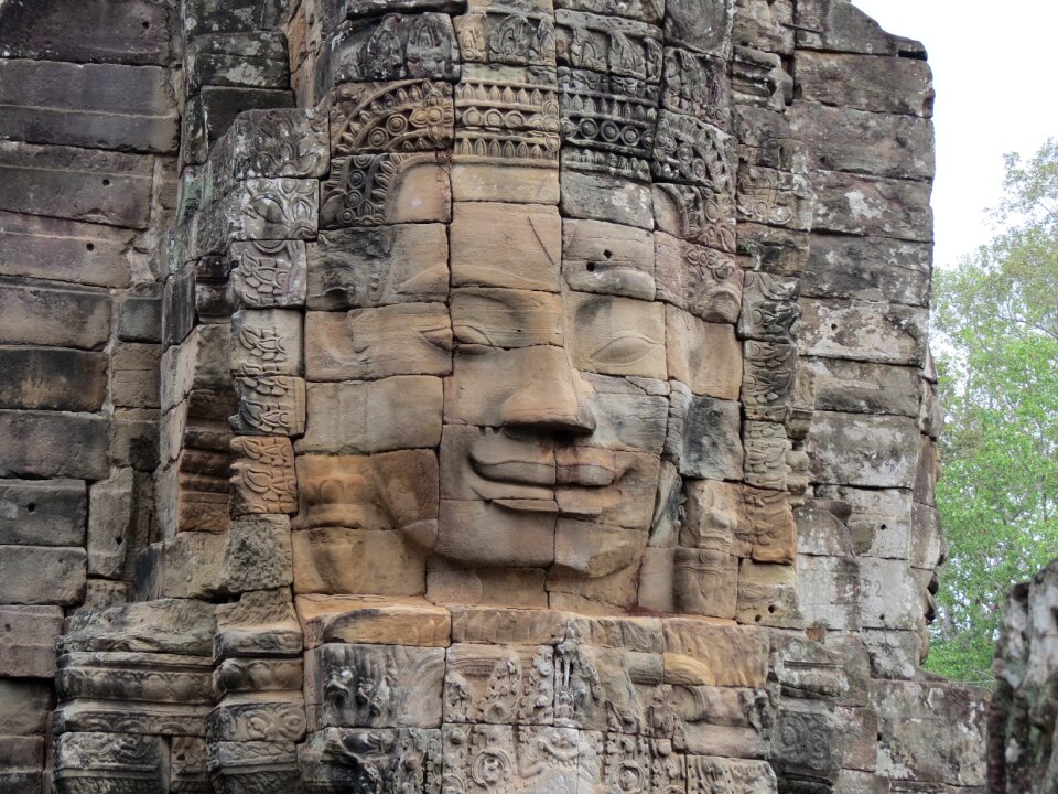 Angkor face sculpture