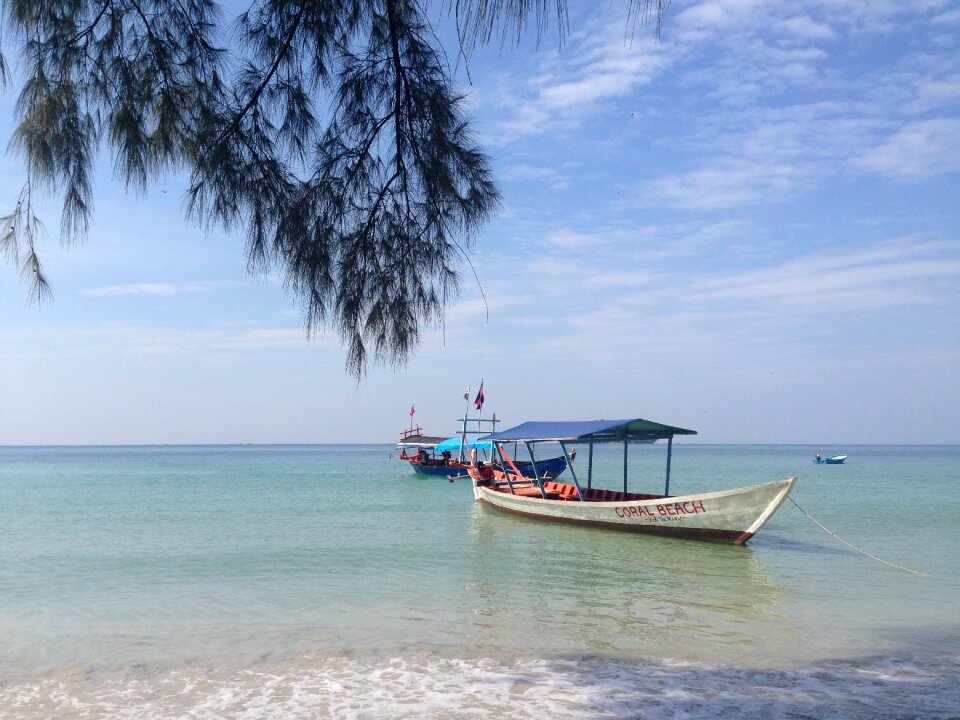 Thai boat boat sun