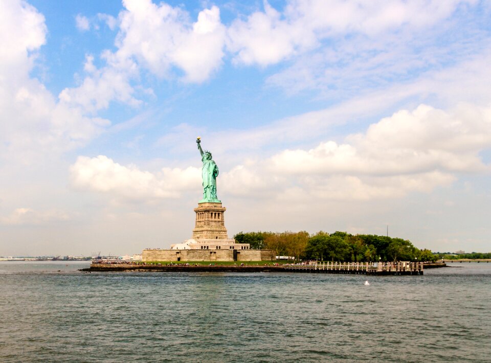 Manhattan metropolis u s