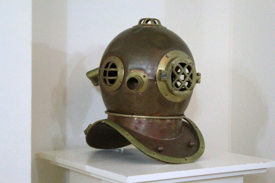 Divers helmet diving helm