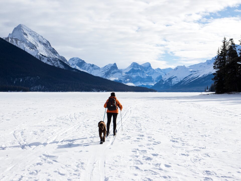 Cross country ski winter explore jasper