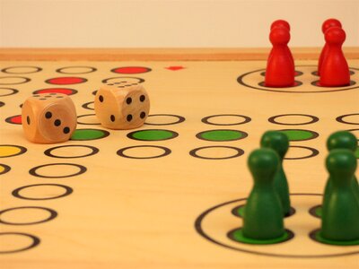 Cube game board figures