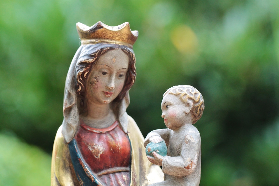 Sculpture woman church