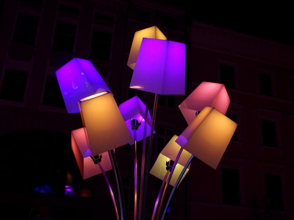 Light tech modernity