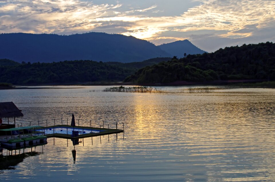 Lake sunset colors