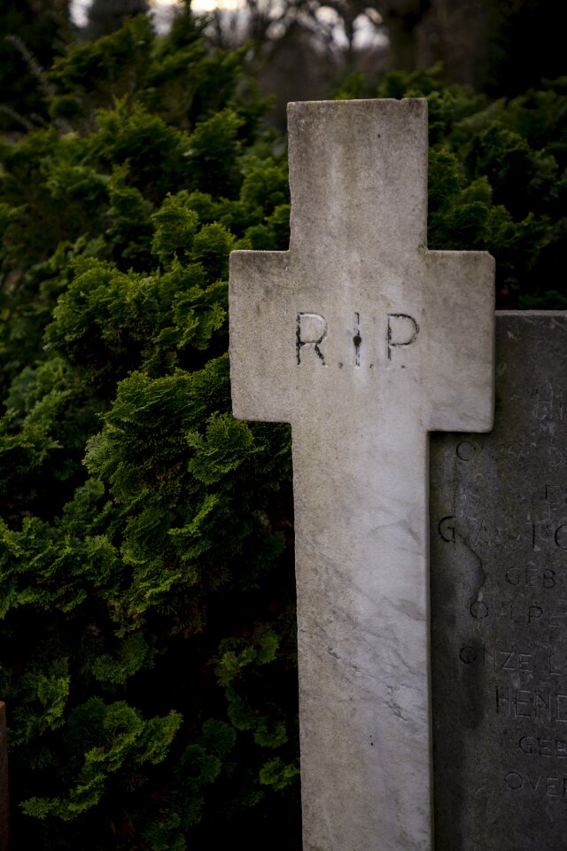 Tombstone d death